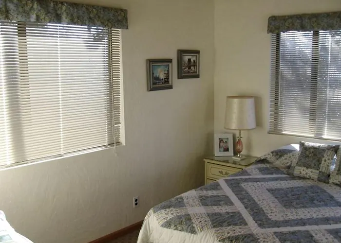 Mountain Vacation With Breathtaking Views Of The Mogollon Rim In Arizona *